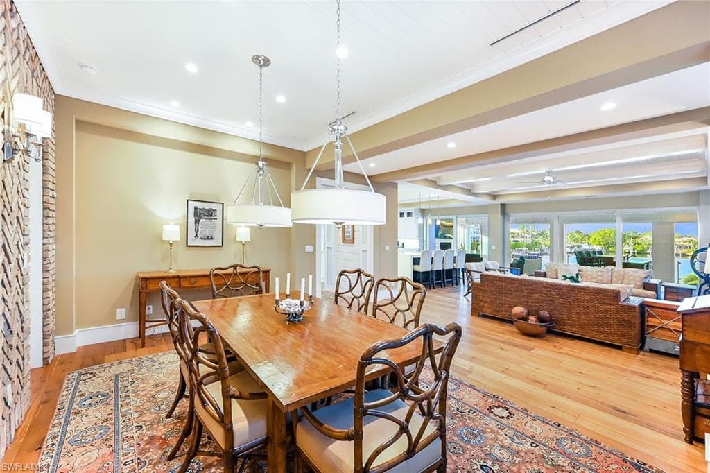 481 21st AVE S, NAPLES FL 34102-10