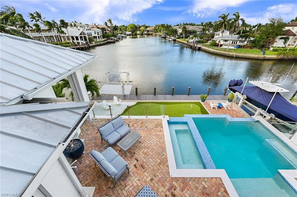 481 21st AVE S, NAPLES FL 34102-43