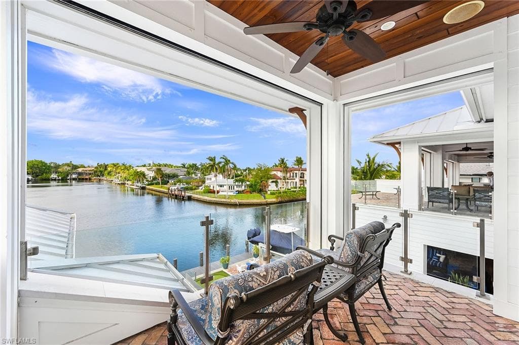 481 21st AVE S, NAPLES FL 34102-34