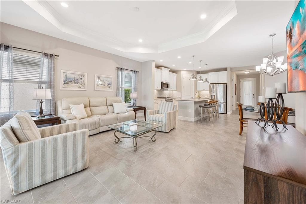 2303 Marquesa CIR, NAPLES FL 34112-4