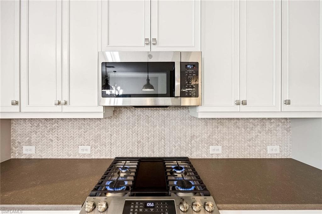 2303 Marquesa CIR, NAPLES FL 34112-10