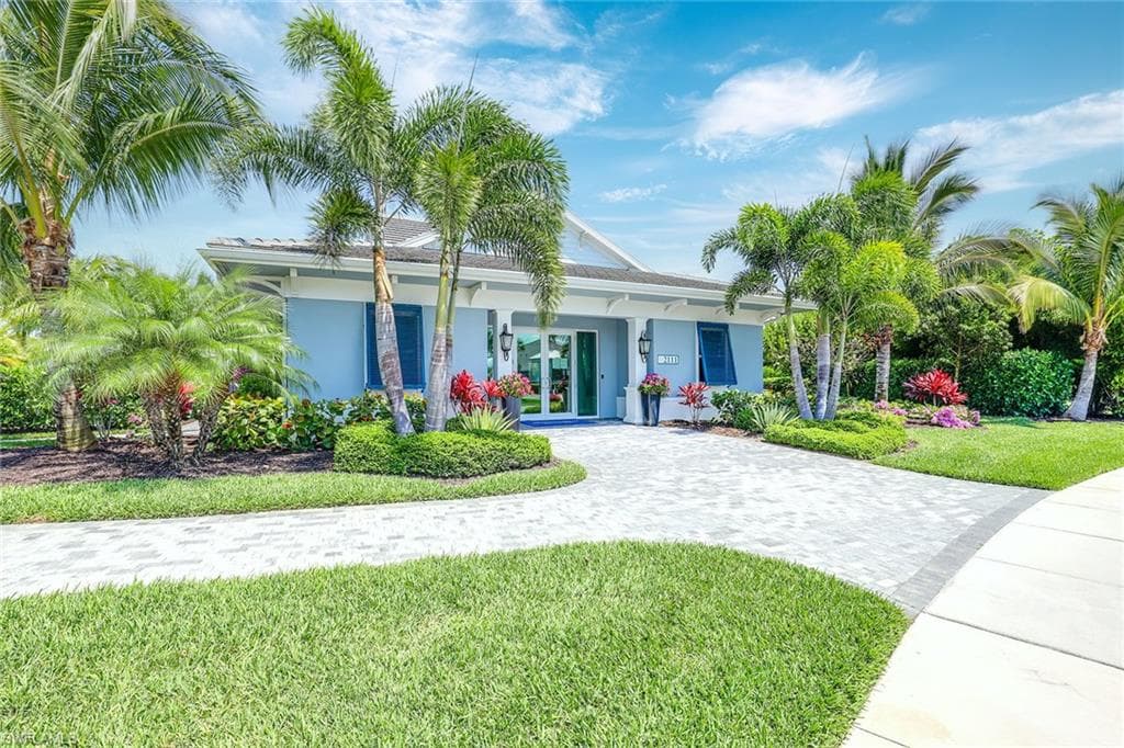 2303 Marquesa CIR, NAPLES FL 34112-34