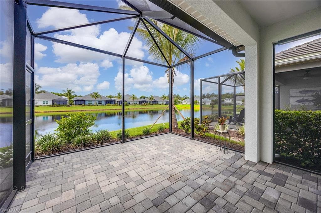 2303 Marquesa CIR, NAPLES FL 34112-24