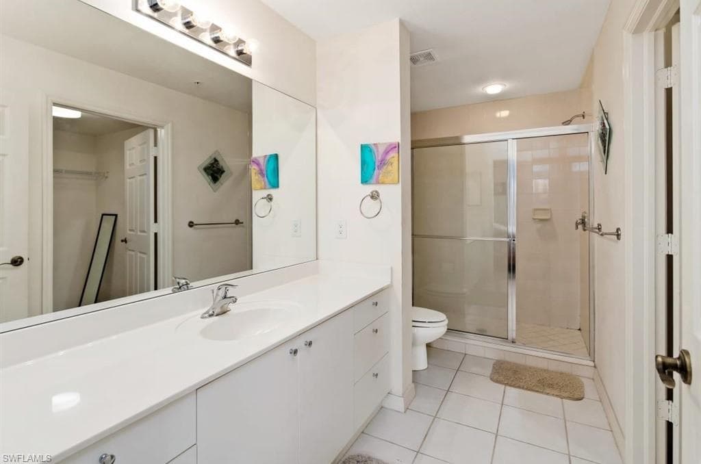 4510 Botanical Place CIR # 402, NAPLES FL 34112-8