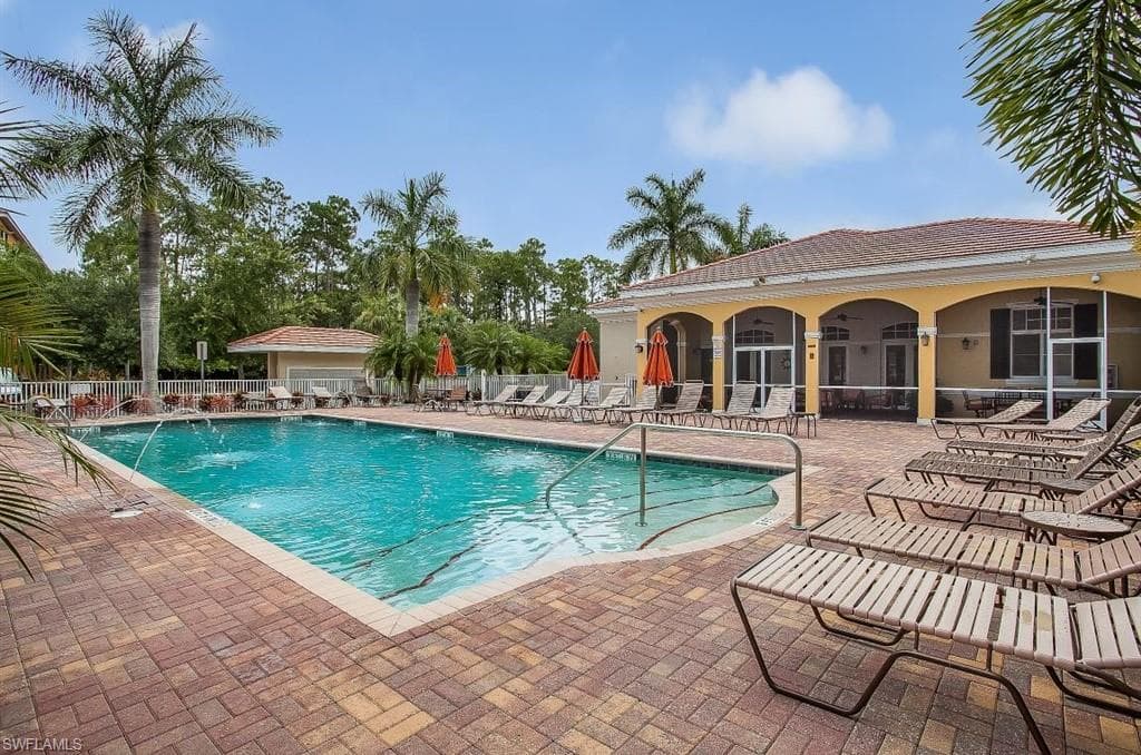 4510 Botanical Place CIR # 402, NAPLES FL 34112-14