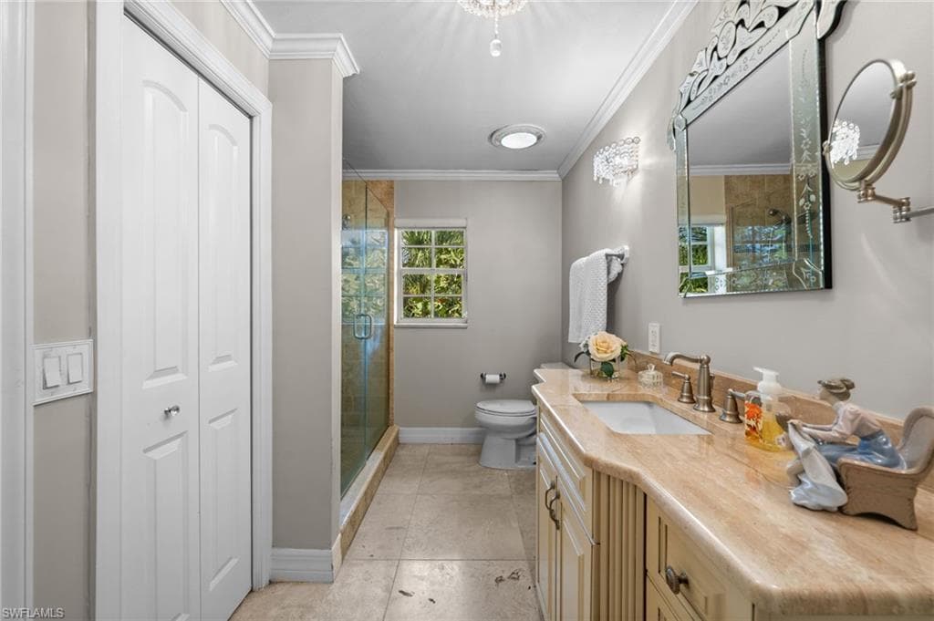 9250 The LN, NAPLES FL 34109-35