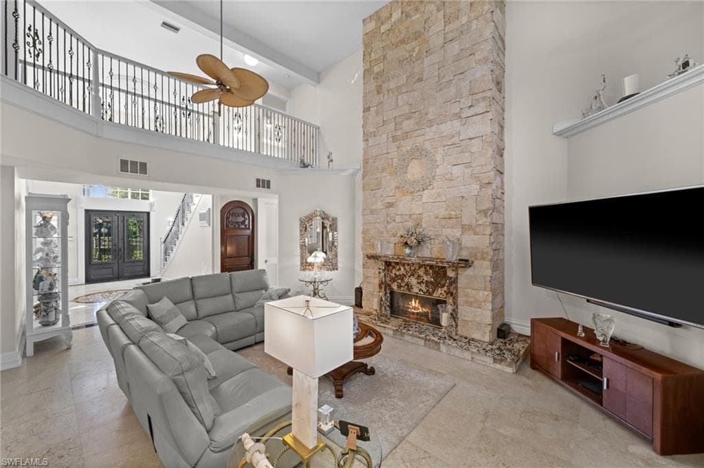 9250 The LN, NAPLES FL 34109-9