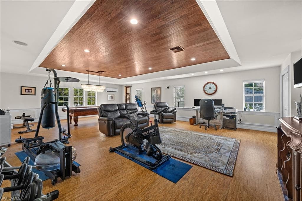 9250 The LN, NAPLES FL 34109-36