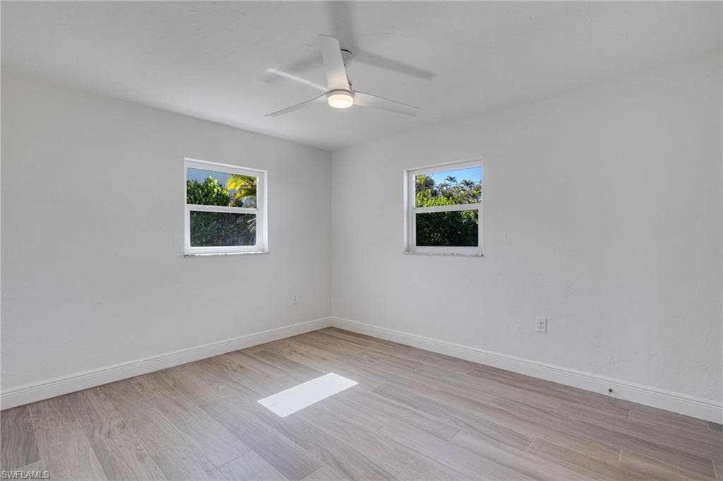 7171 Drake DR, FORT MYERS FL 33908-12