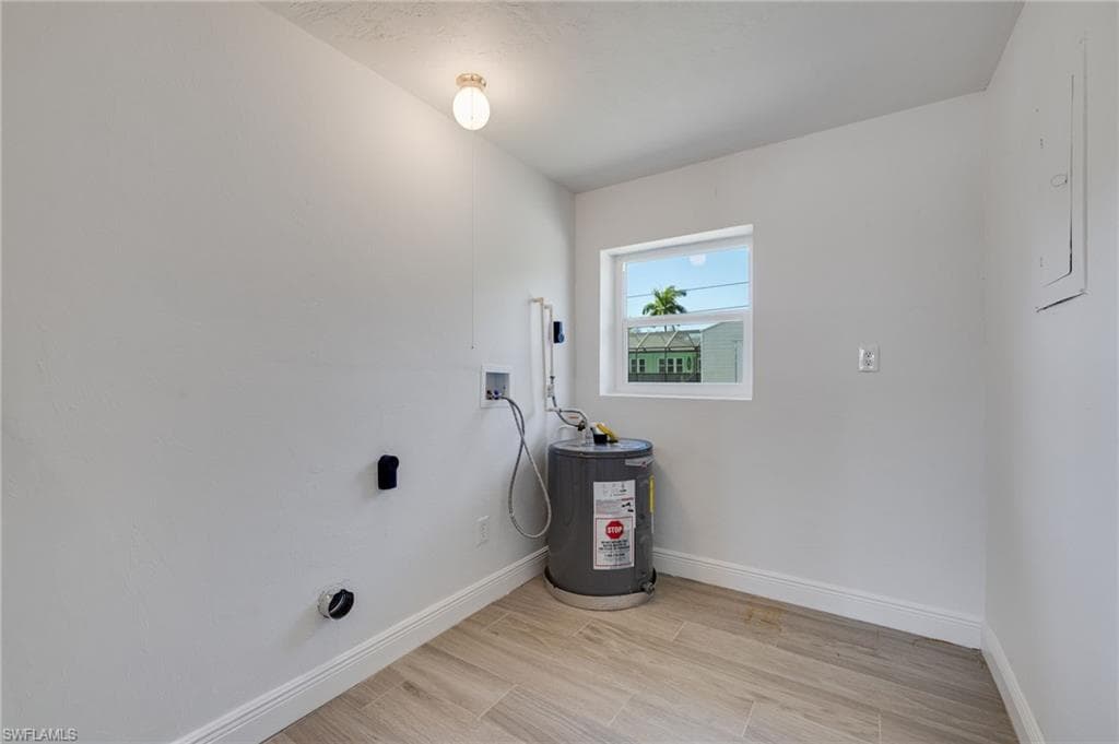 7171 Drake DR, FORT MYERS FL 33908-17
