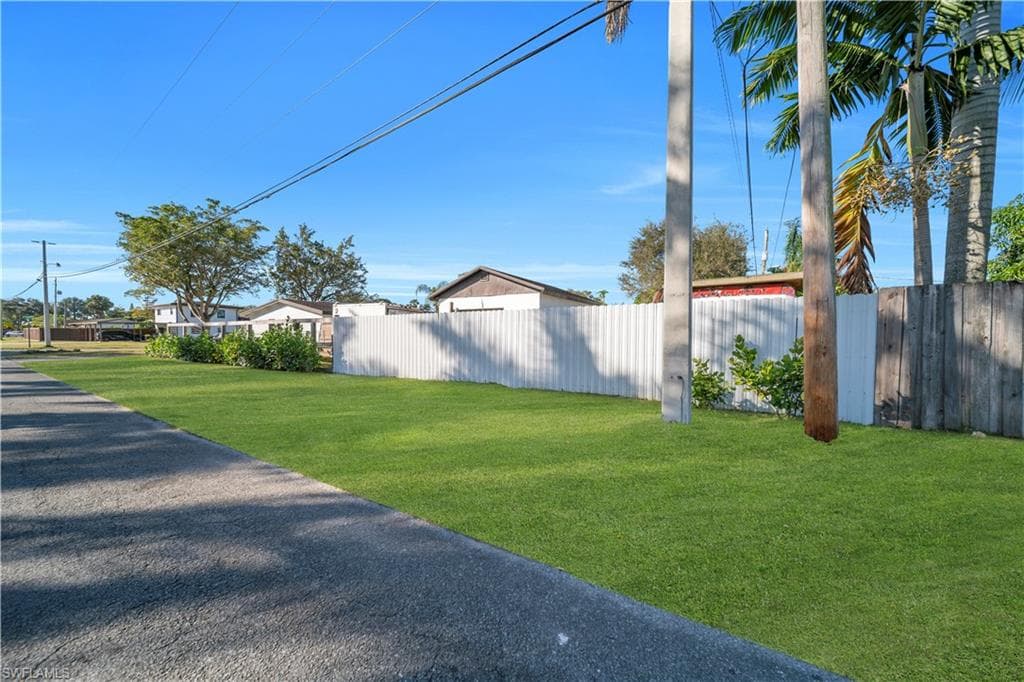 17255 299th St, HOMESTEAD FL 33030-8