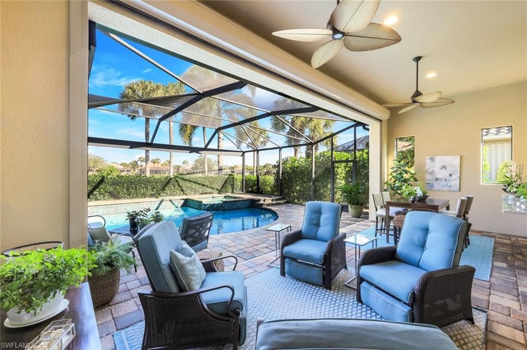 11925 Heather Woods CT, NAPLES FL 34120-26