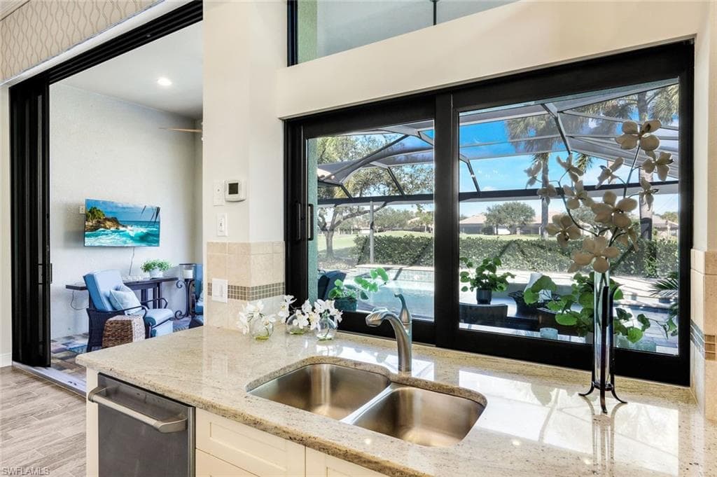 11925 Heather Woods CT, NAPLES FL 34120-12