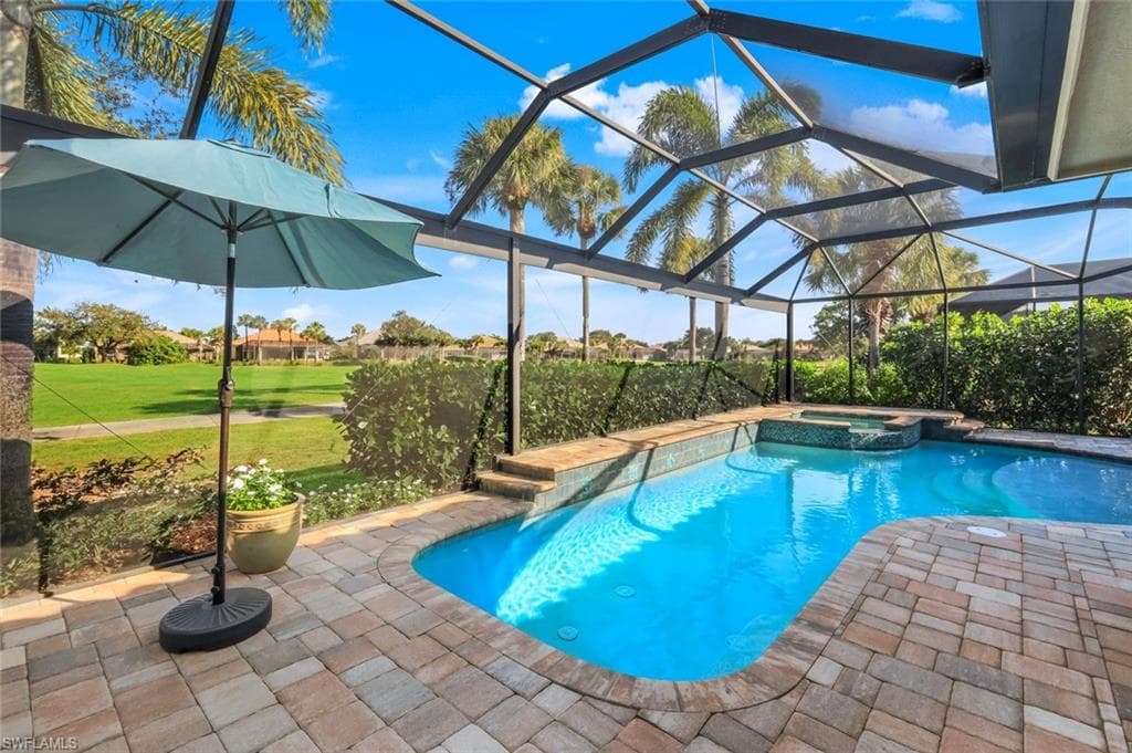 11925 Heather Woods CT, NAPLES FL 34120-31