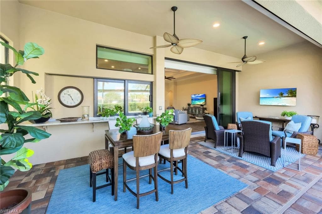 11925 Heather Woods CT, NAPLES FL 34120-27