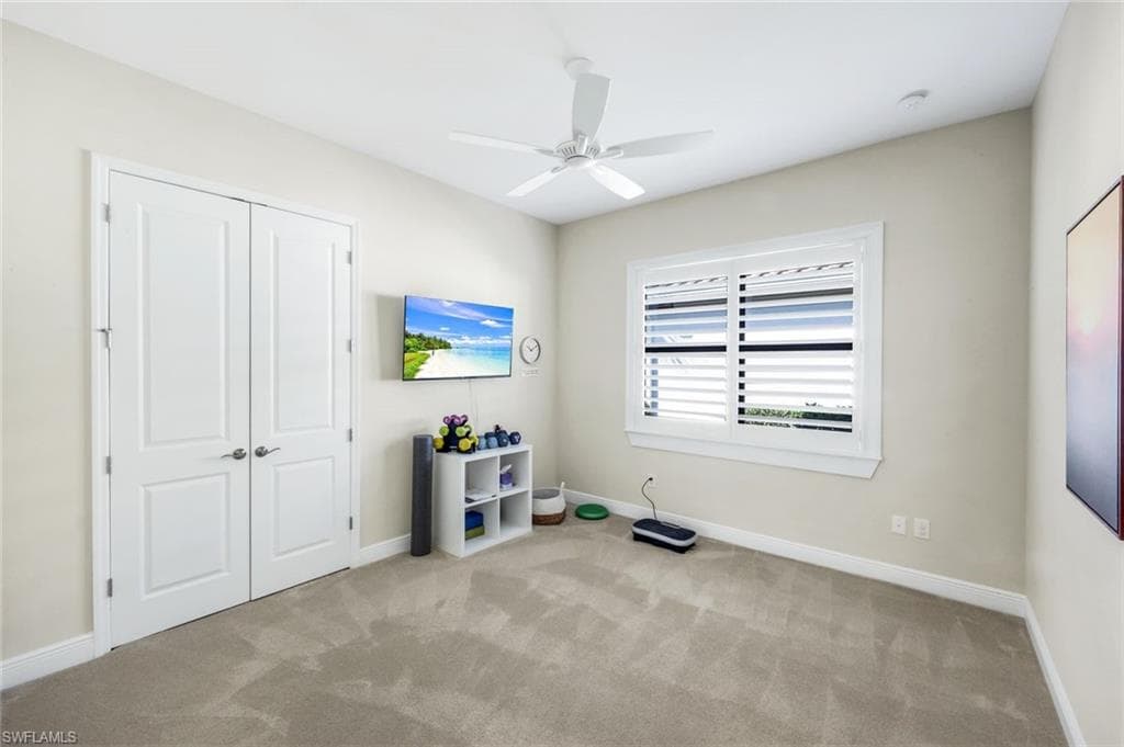 11925 Heather Woods CT, NAPLES FL 34120-23