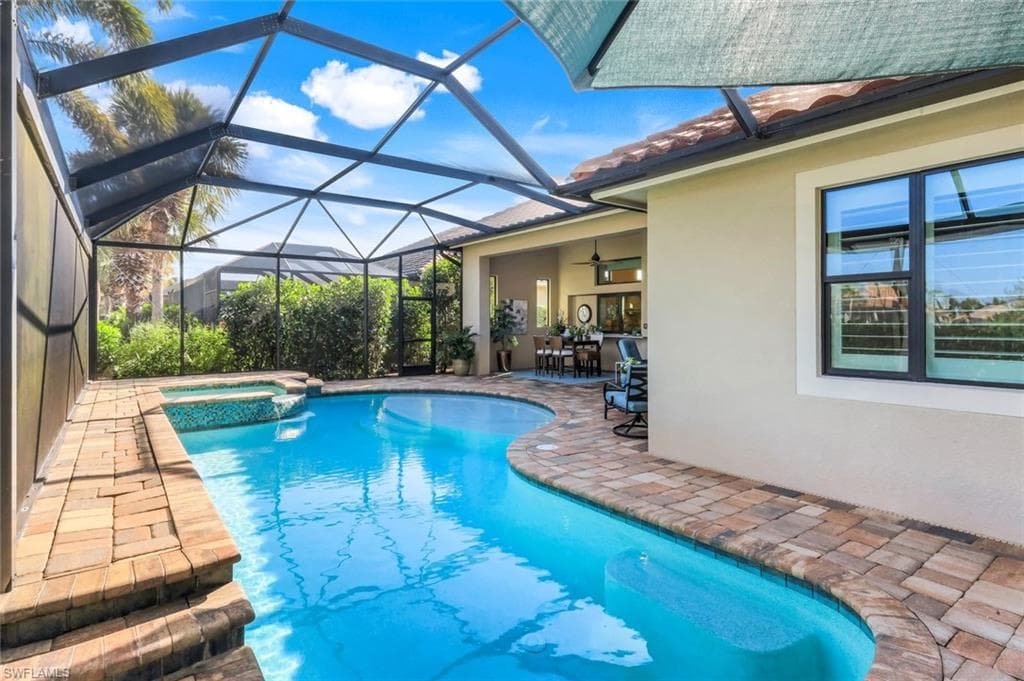 11925 Heather Woods CT, NAPLES FL 34120-32