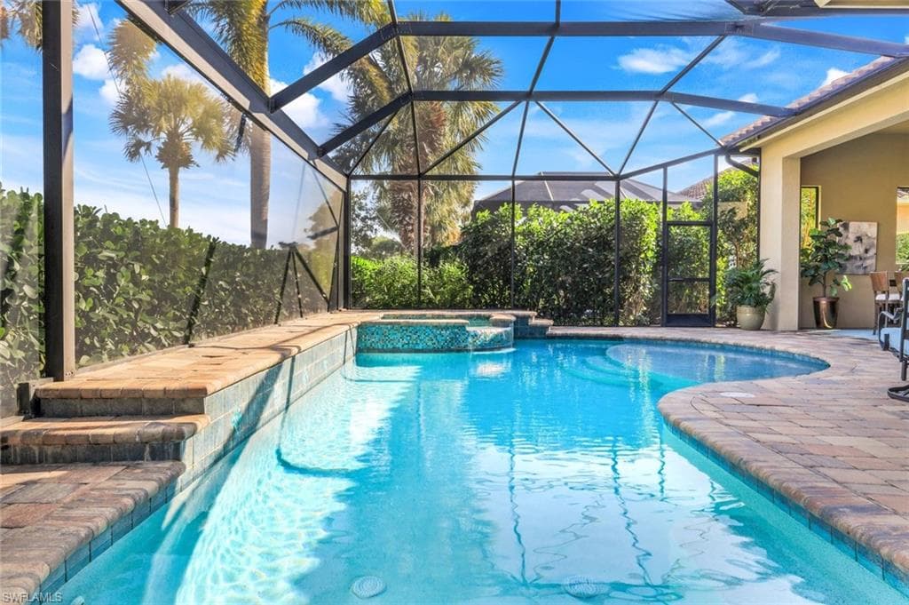 11925 Heather Woods CT, NAPLES FL 34120-3