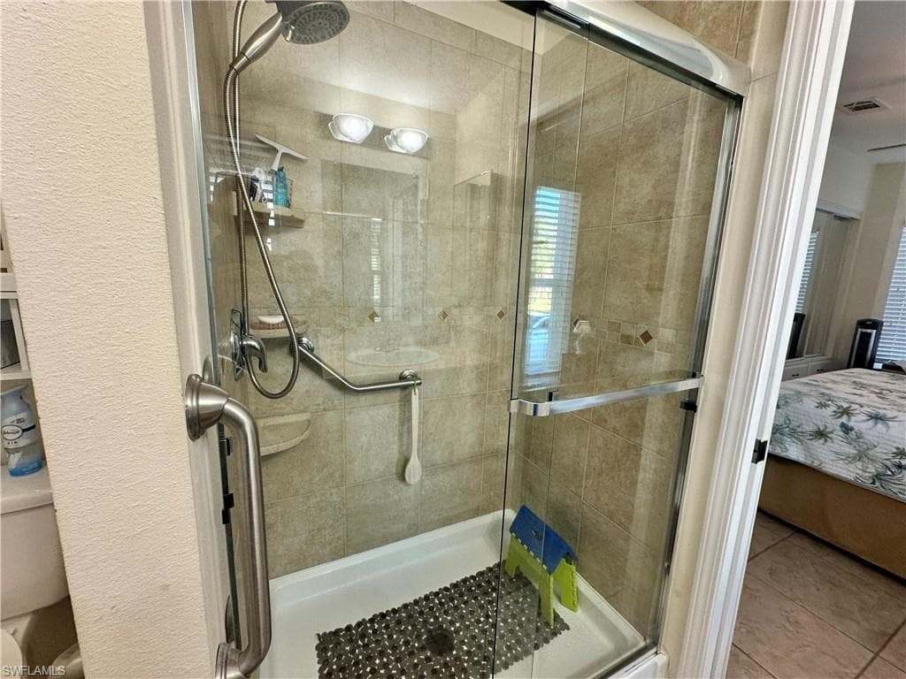 1514 Diamond Lake CIR, NAPLES FL 34114-19