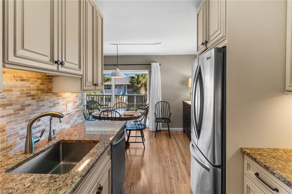 601 Periwinkle WAY # 5, SANIBEL FL 33957-18