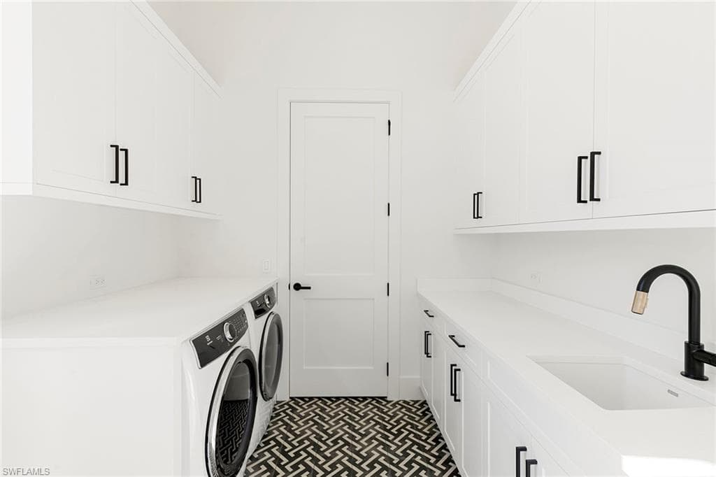 2309 Anthony CT-33
