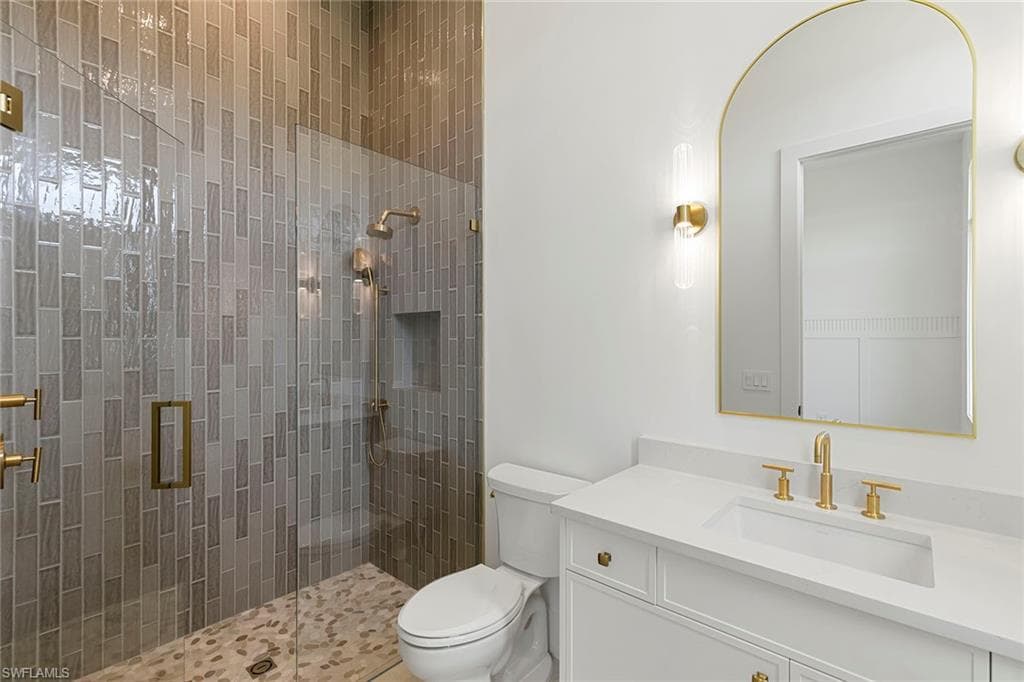 2309 Anthony CT-32