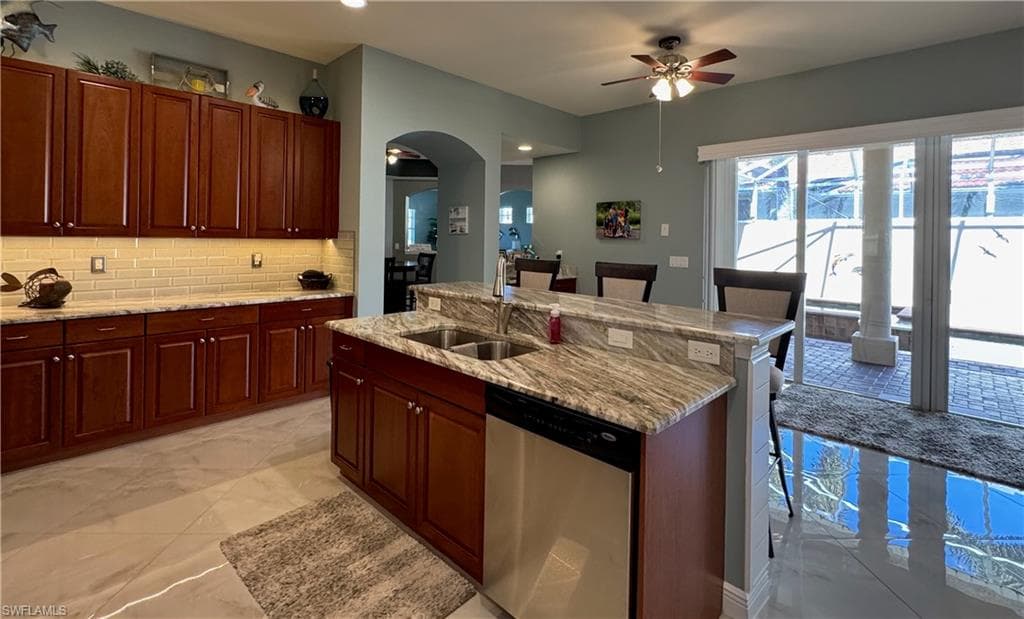 5781 Kensington LOOP, FORT MYERS FL 33912-6