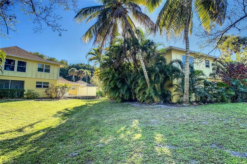 1210 Shady Rest LN # 14, NAPLES FL 34103-27