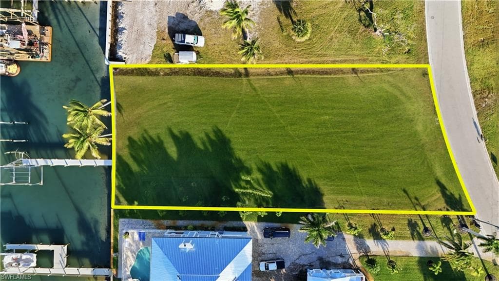 948 San Carlos DR, FORT MYERS BEACH FL 33931-9