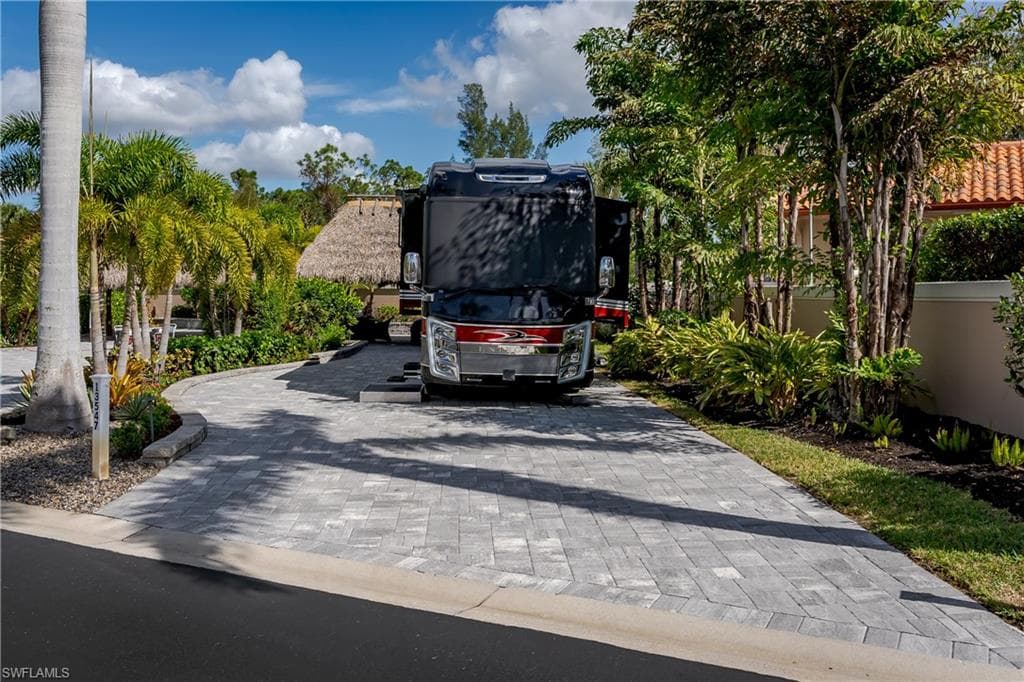 13547 Snook CIR, NAPLES FL 34114-31