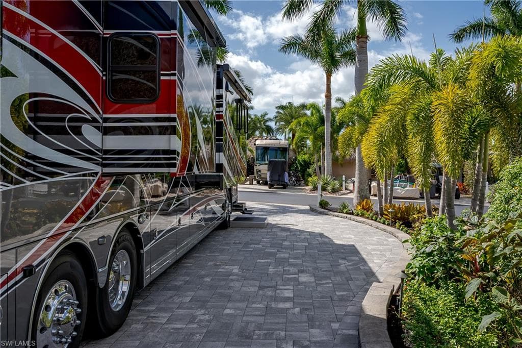 13547 Snook CIR, NAPLES FL 34114-19