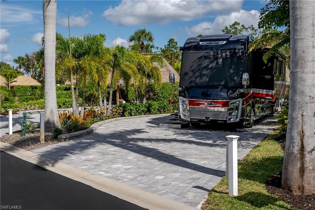 13547 Snook CIR, NAPLES FL 34114-30