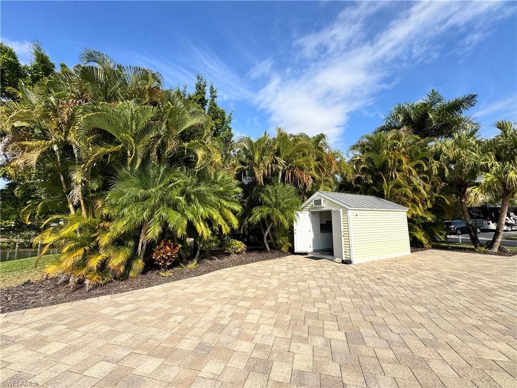 Lot 10 3027 E Riverbend Resort BLVD-21