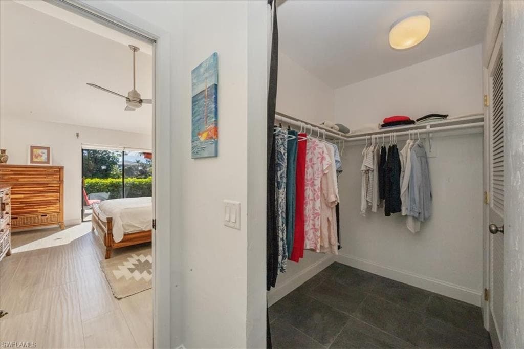 190 Bears Paw TRL, NAPLES FL 34105-16