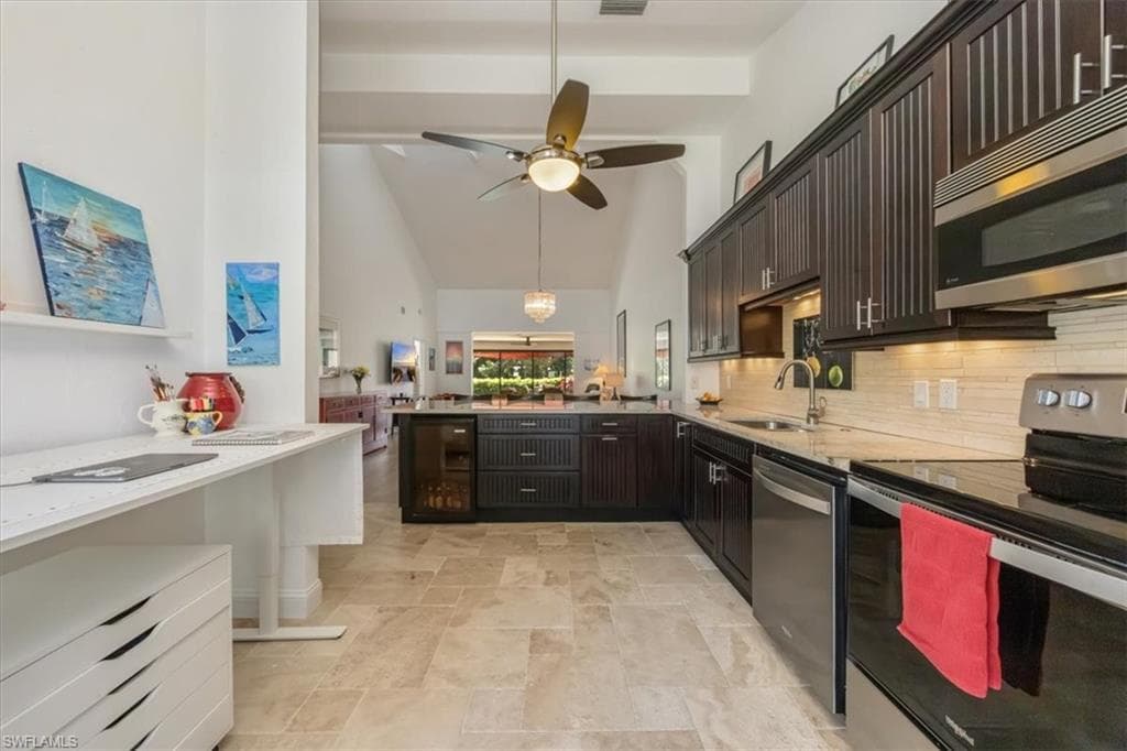 190 Bears Paw TRL, NAPLES FL 34105-4