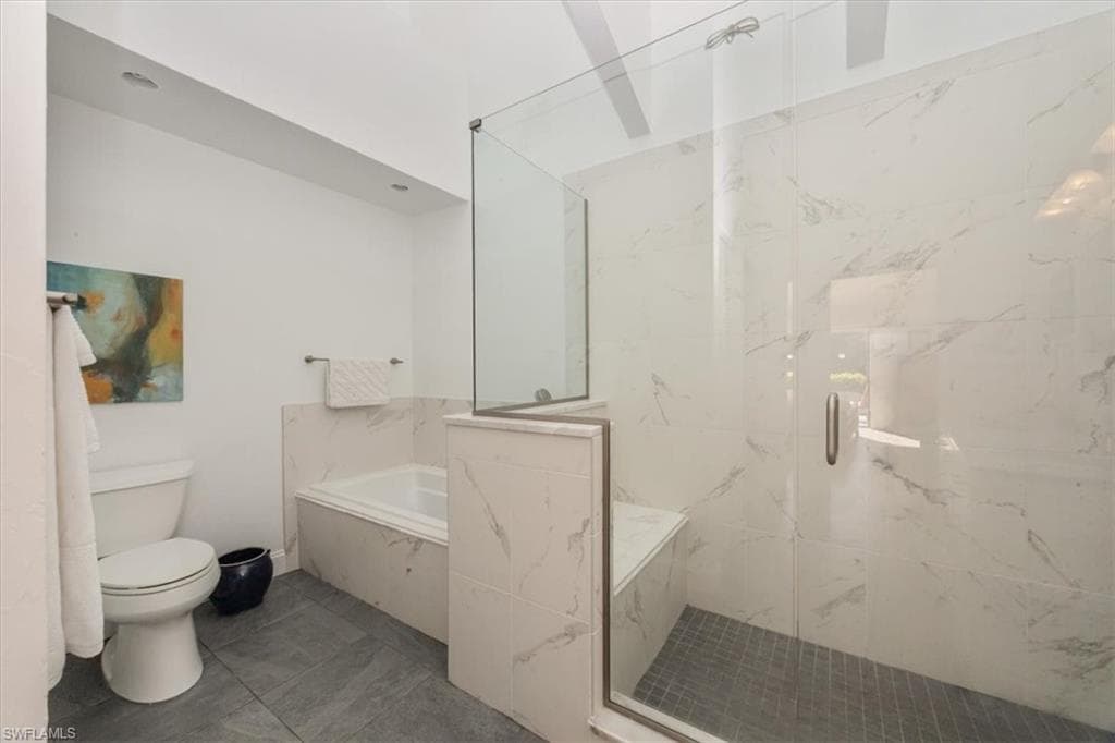 190 Bears Paw TRL, NAPLES FL 34105-18