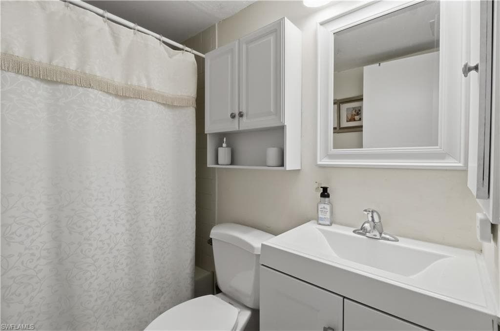 8595 Charter Club CIR # 7, FORT MYERS FL 33919-21