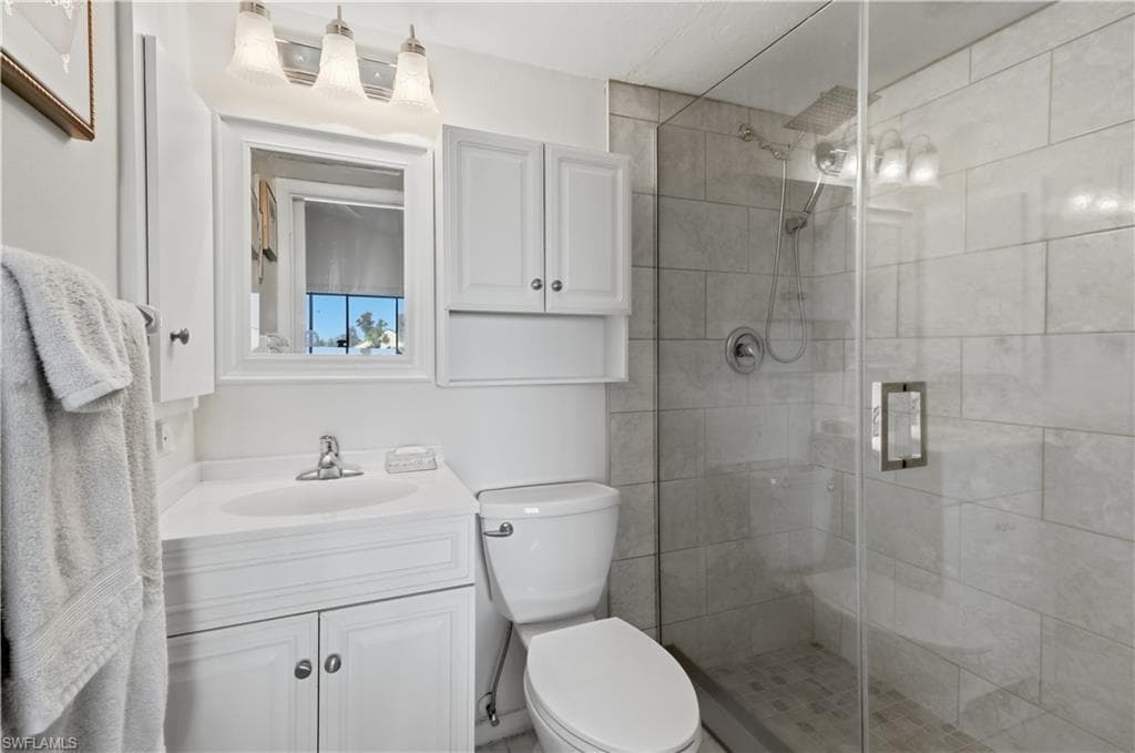 8595 Charter Club CIR # 7, FORT MYERS FL 33919-31