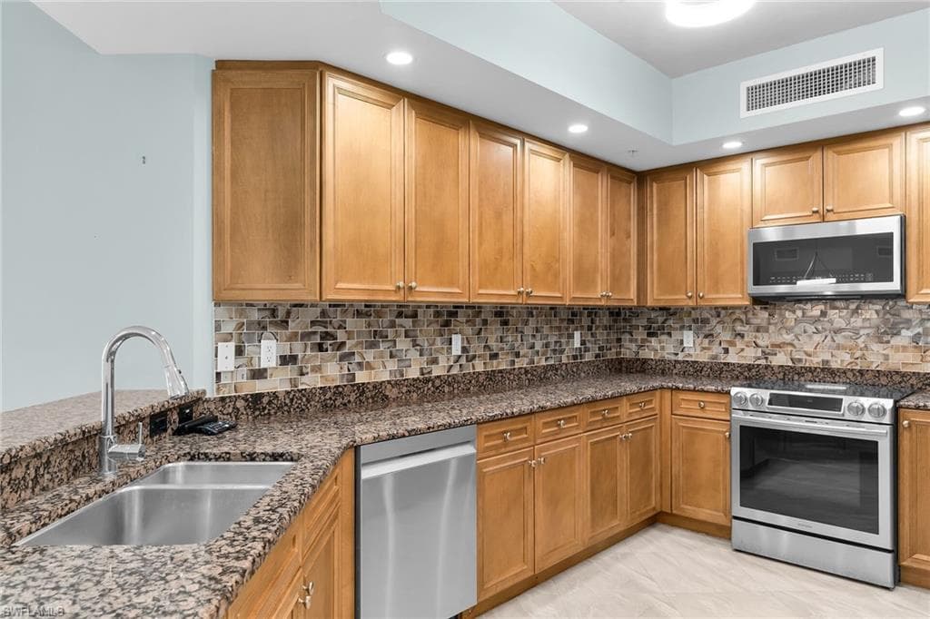 1065 Borghese LN # 1902, NAPLES FL 34114-9