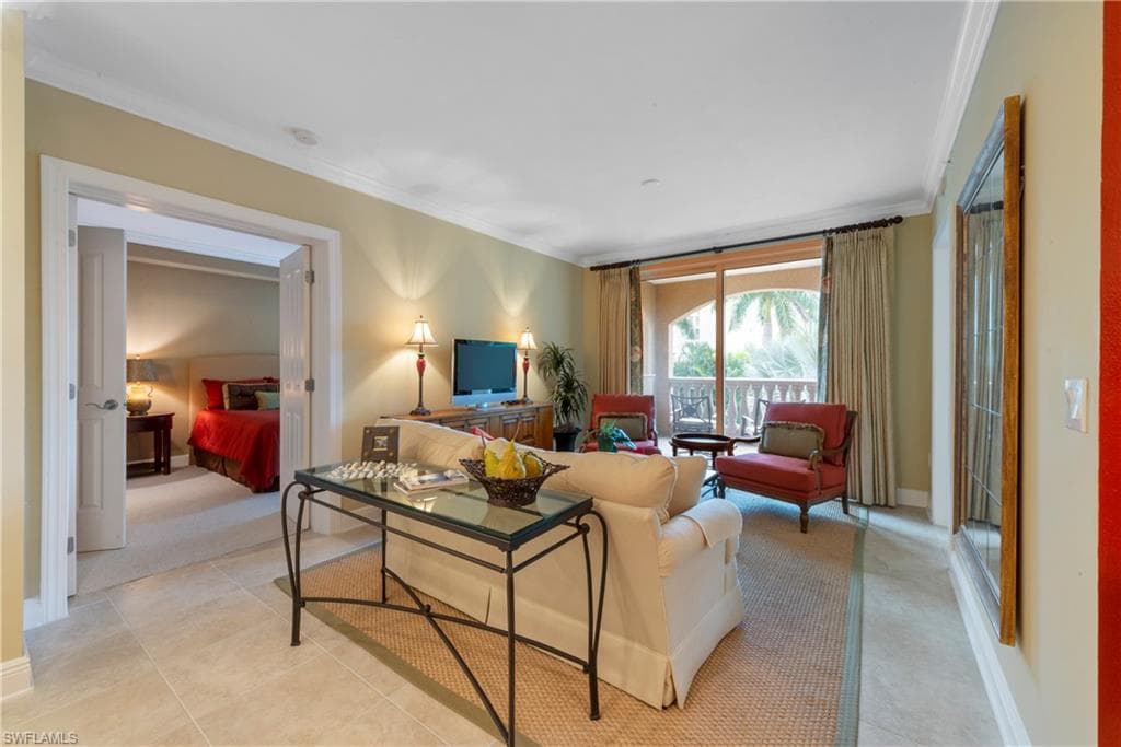 2825 Palm Beach BLVD # 214, FORT MYERS FL 33916-5