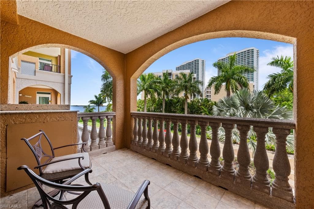 2825 Palm Beach BLVD # 214, FORT MYERS FL 33916-11