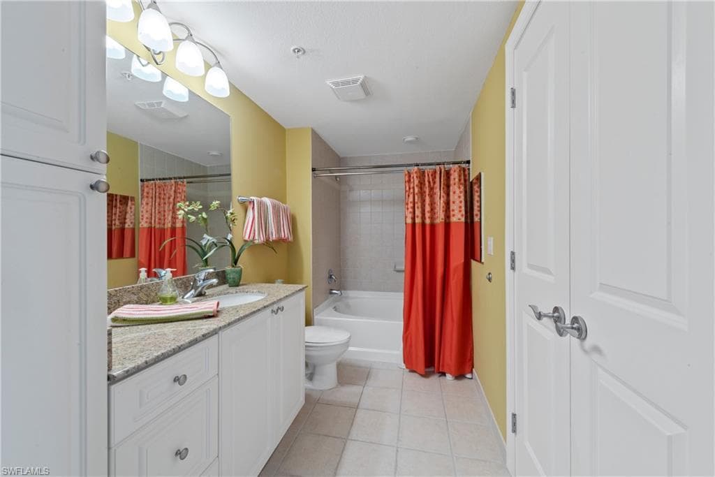 2825 Palm Beach BLVD # 214, FORT MYERS FL 33916-18
