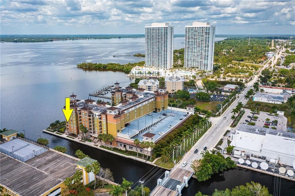 2825 Palm Beach BLVD # 214, FORT MYERS FL 33916-33