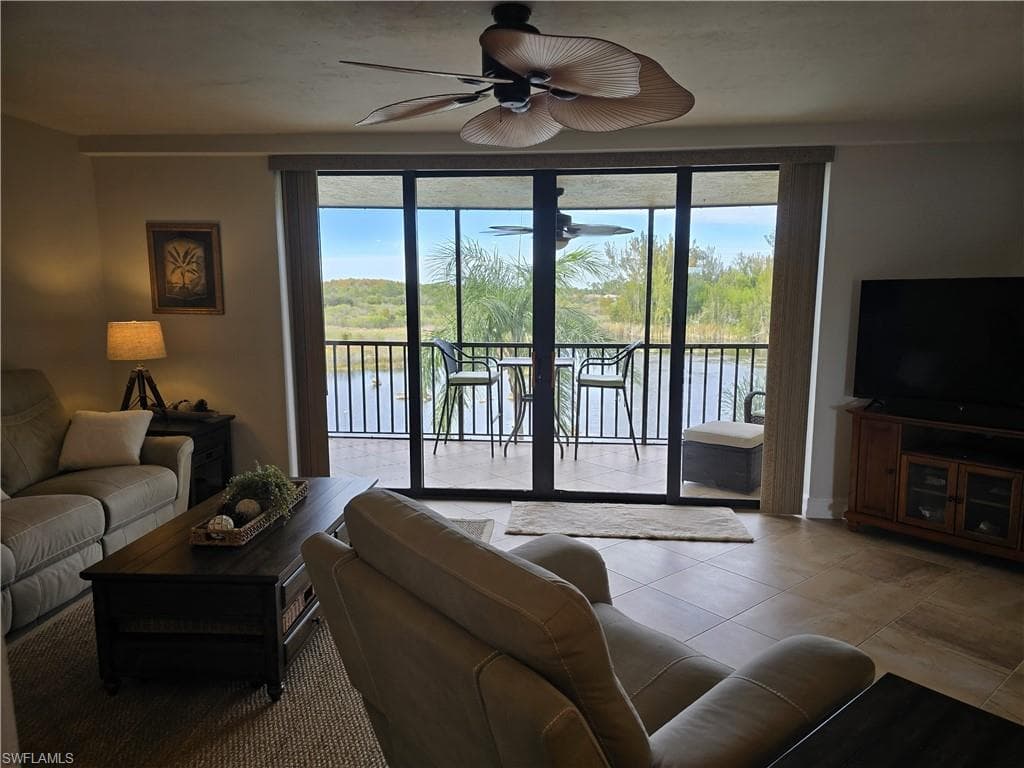 7119 Lakeridge View CT # 302, FORT MYERS FL 33907-19