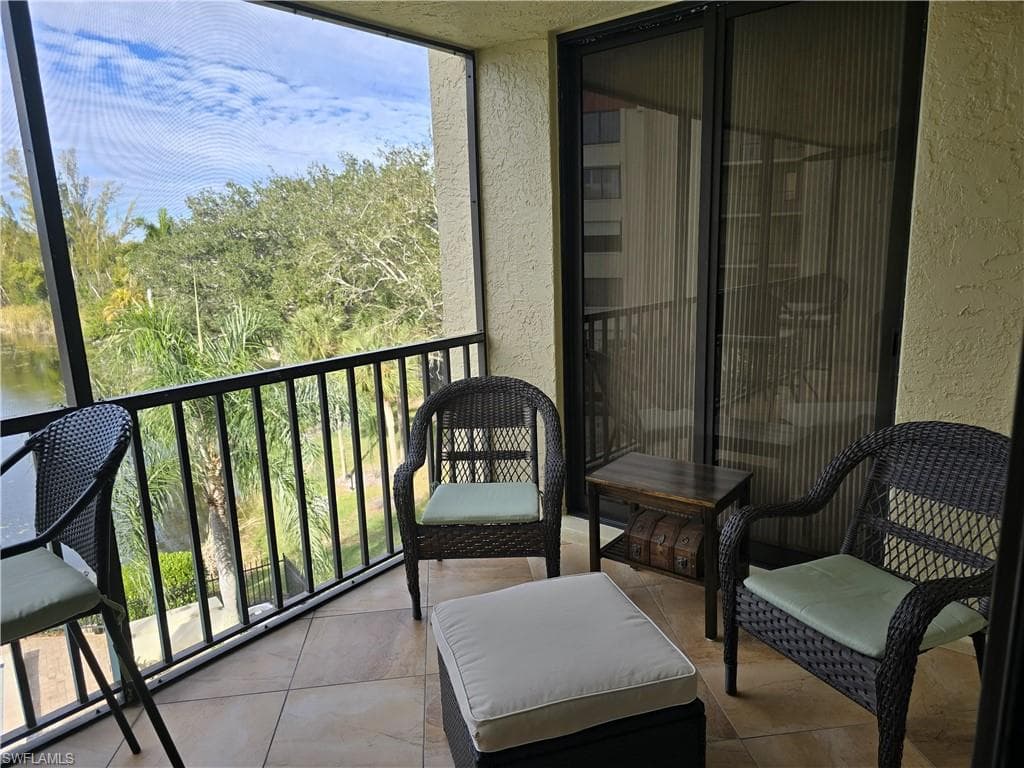 7119 Lakeridge View CT # 302, FORT MYERS FL 33907-24