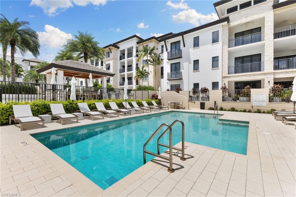 1030 3rd AVE S # 417, NAPLES FL 34102-11