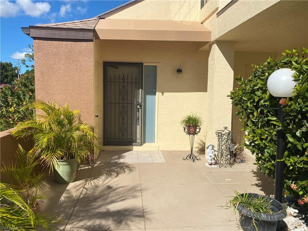 17280 Eagle TRCE # 9, FORT MYERS FL 33908-2