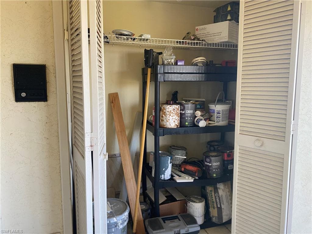 17280 Eagle TRCE # 9, FORT MYERS FL 33908-27