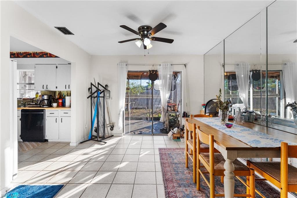 124 Durland AVE, LEHIGH ACRES FL 33936-10