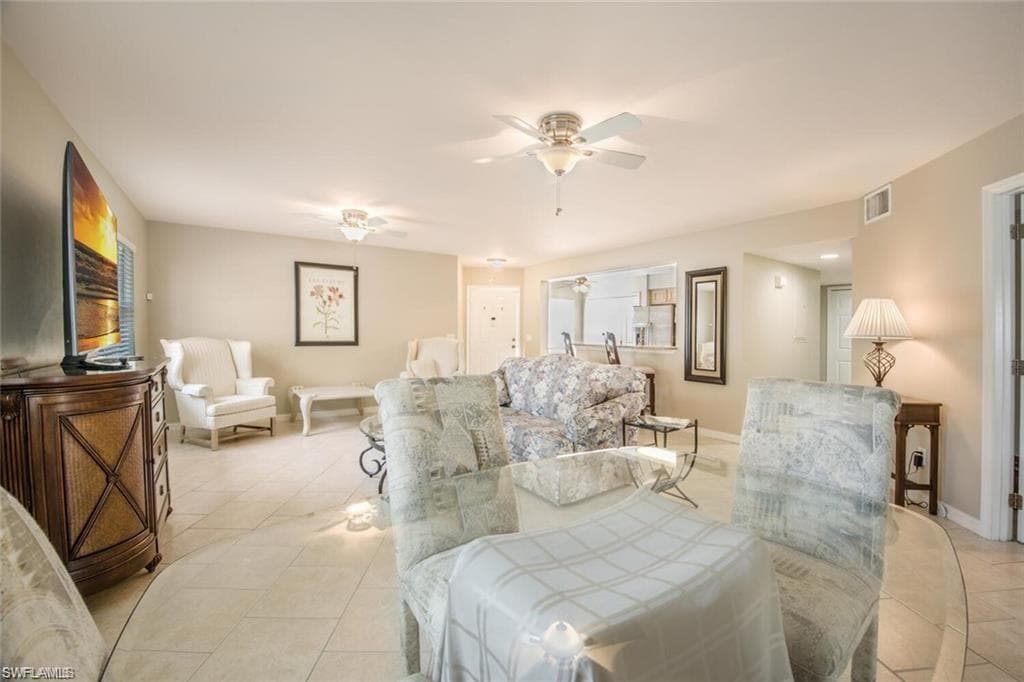 9589 Crescent Garden DR # 102, NAPLES FL 34109-2